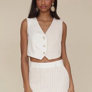 Avec Les Filles MIXED MEDIA CROCHET TAILORED VEST TOP Small NWT